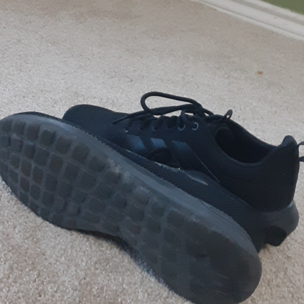 Shoes - Picture 2 of 3